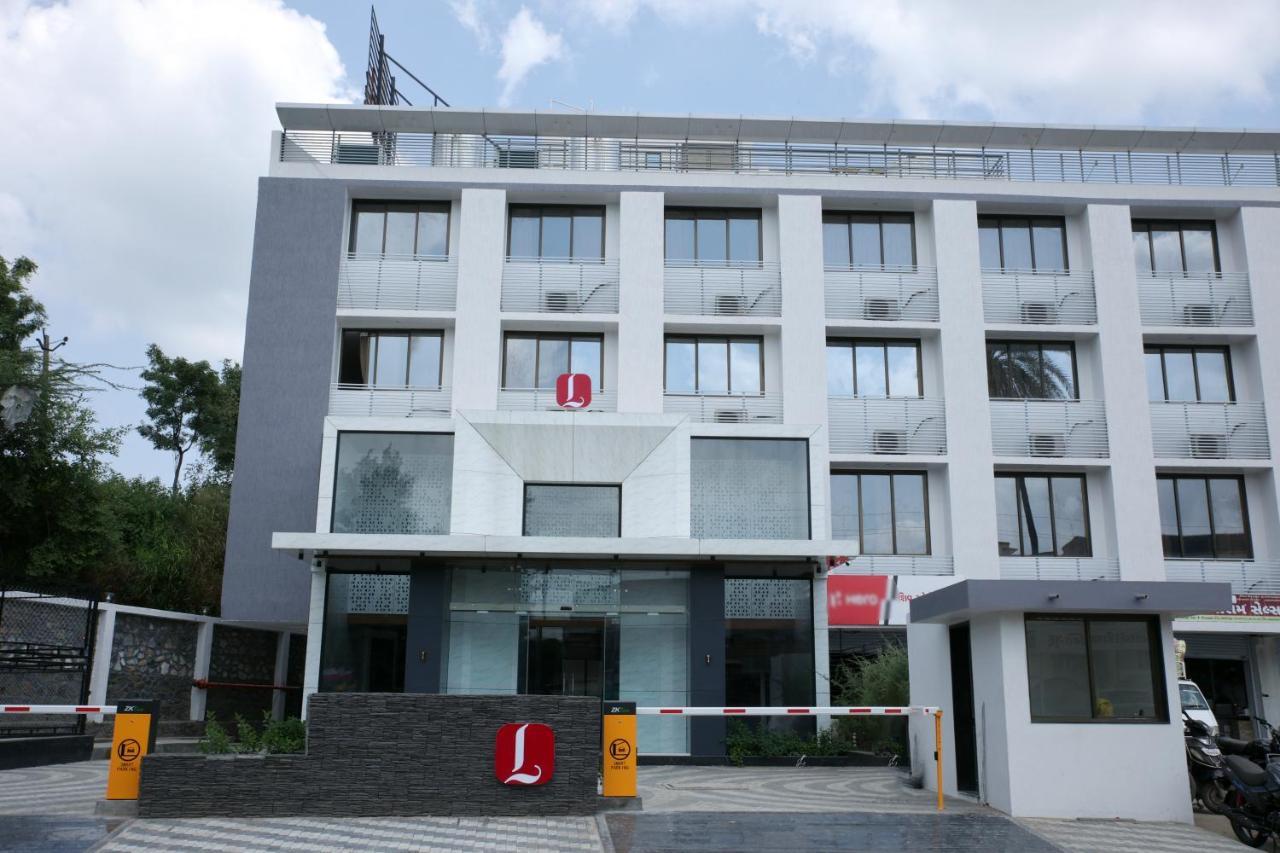 Lords Eco Inn, Ambaji Bagian luar foto