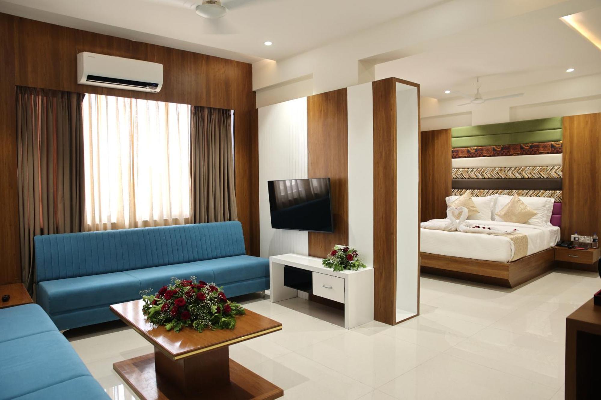 Lords Eco Inn, Ambaji Bagian luar foto