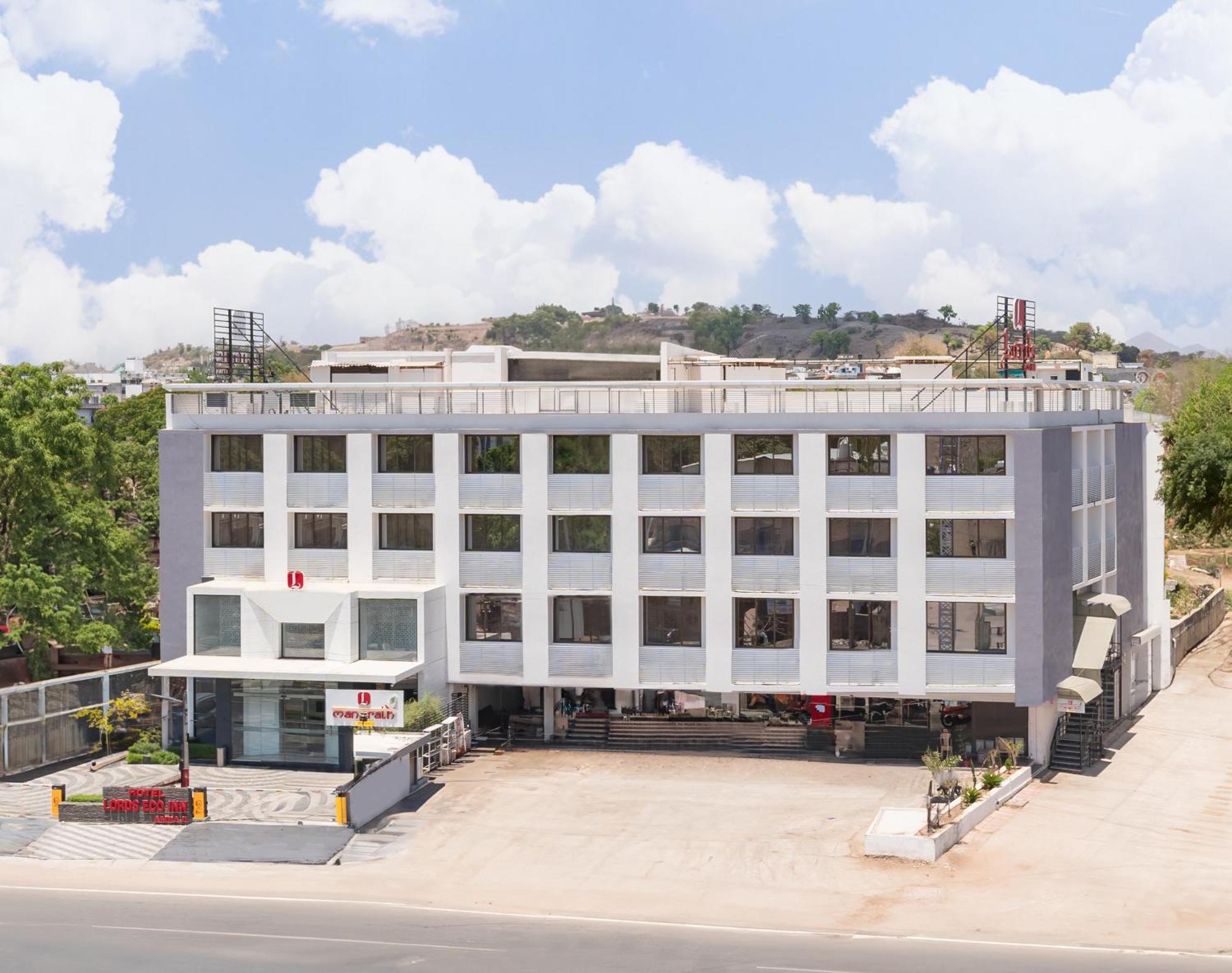 Lords Eco Inn, Ambaji Bagian luar foto
